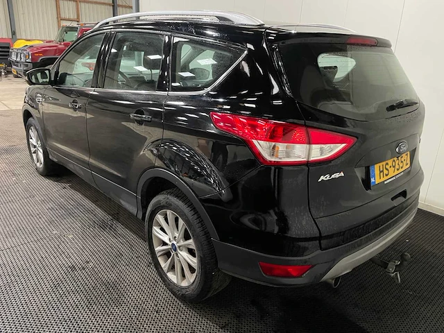 Ford - kuga - titanium - 1.5 ecoboost - 150 pk - personenauto - 2016 - afbeelding 32 van  35