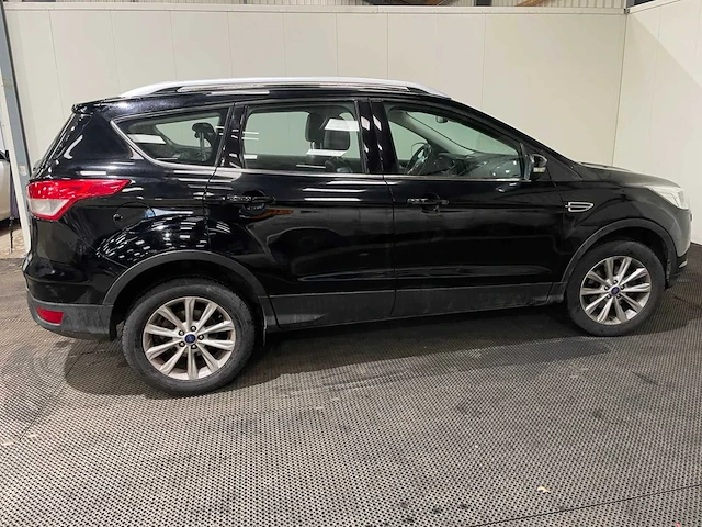 Ford - kuga - titanium - 1.5 ecoboost - 150 pk - personenauto - 2016 - afbeelding 33 van  35