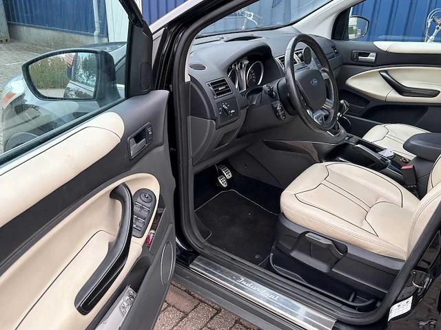 Ford - kuga defect - 2.5 4x4 - personenauto - afbeelding 7 van  24
