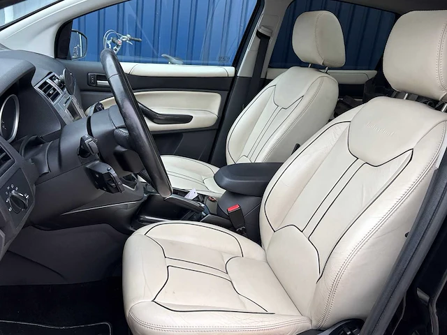 Ford - kuga defect - 2.5 4x4 - personenauto - afbeelding 8 van  24