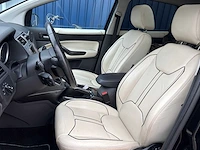Ford - kuga defect - 2.5 4x4 - personenauto - afbeelding 8 van  24
