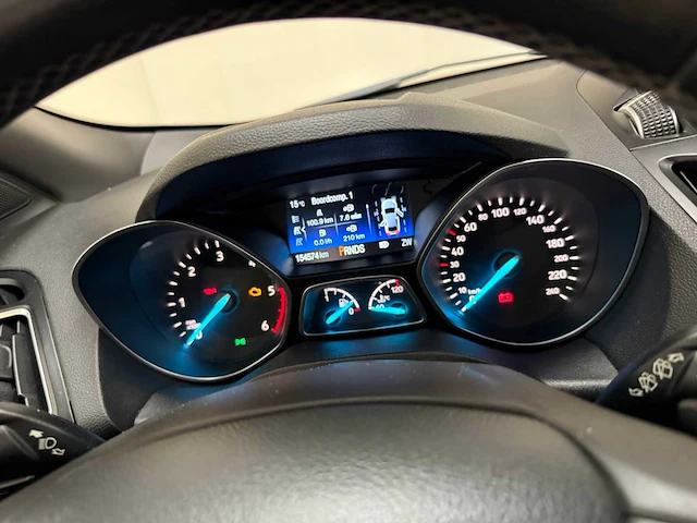 Ford - kuga st line - personenauto - 2017 - afbeelding 10 van  36