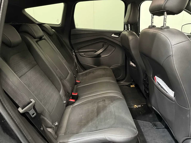 Ford - kuga st line - personenauto - 2017 - afbeelding 15 van  36