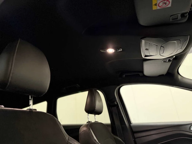 Ford - kuga st line - personenauto - 2017 - afbeelding 17 van  36