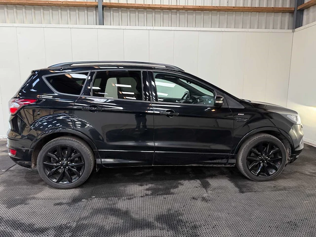 Ford - kuga st line - personenauto - 2017 - afbeelding 35 van  36