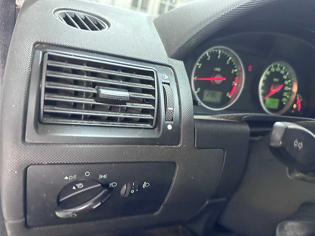 Ford - mondeo - 2.0-16v trend automaat - 62-gz-js - afbeelding 2 van  16