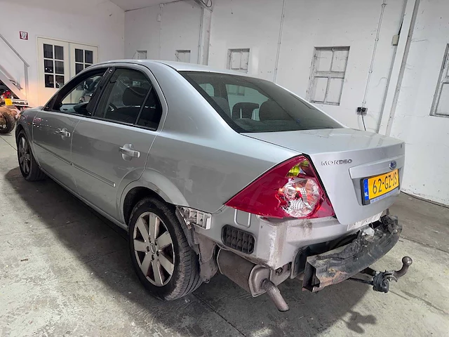 Ford - mondeo - 2.0-16v trend automaat - 62-gz-js - afbeelding 9 van  16