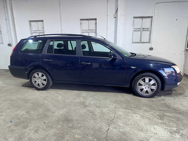 Ford - mondeo wagon - 1.8-16v champion - 32-sv-kx - afbeelding 15 van  18