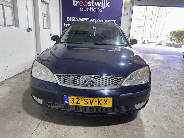 Ford - mondeo wagon - 1.8-16v champion - 32-sv-kx - afbeelding 17 van  18