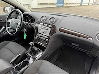 Ford - mondeo wagon - 2.0-16v ghia 8455 - afbeelding 5 van  8