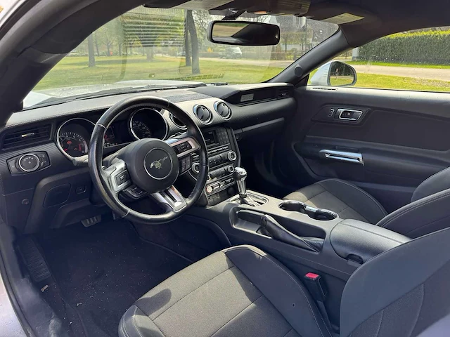 Ford - mustang - 3.6 v6 - 2015 - afbeelding 15 van  30