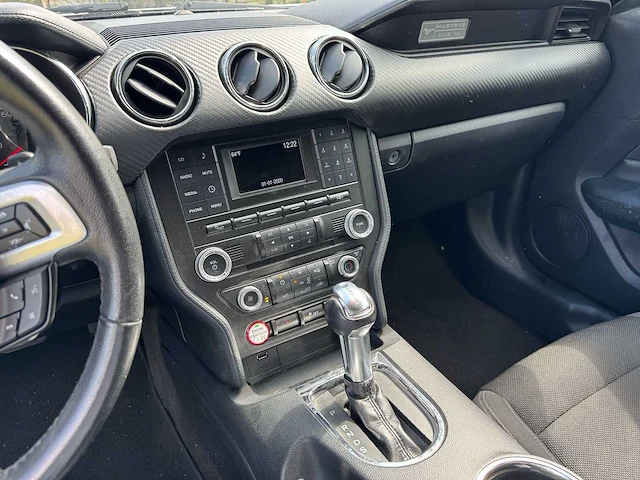 Ford - mustang - 3.6 v6 - 2015 - afbeelding 17 van  30