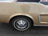Ford - mustang - cabriolet - oldtimer - 1965 - afbeelding 29 van  37