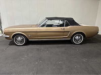 Ford - mustang - cabriolet - oldtimer - 1965 - afbeelding 23 van  37