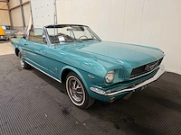 Ford - mustang - cabriolet - v8 - oldtimer - 1966 - afbeelding 11 van  56