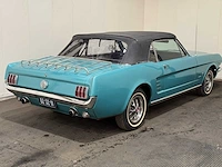 Ford - mustang - cabriolet - v8 - oldtimer - 1966 - afbeelding 16 van  56