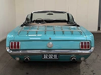 Ford - mustang - cabriolet - v8 - oldtimer - 1966 - afbeelding 20 van  56