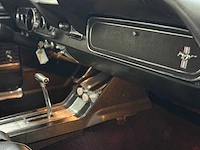 Ford - mustang - cabriolet - v8 - oldtimer - 1966 - afbeelding 32 van  56