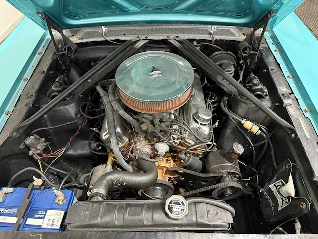 Ford - mustang - cabriolet - v8 - oldtimer - 1966 - afbeelding 40 van  56