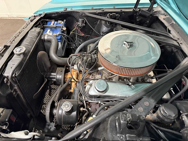 Ford - mustang - cabriolet - v8 - oldtimer - 1966 - afbeelding 41 van  56