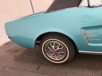 Ford - mustang - cabriolet - v8 - oldtimer - 1966 - afbeelding 46 van  56