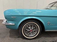 Ford - mustang - cabriolet - v8 - oldtimer - 1966 - afbeelding 48 van  56