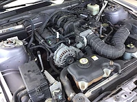 Ford - mustang - v6 deluxe cabrio - personenauto - afbeelding 10 van  27