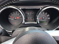 Ford - mustang - v6 deluxe cabrio - personenauto - afbeelding 14 van  27
