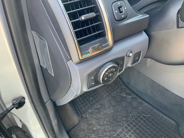 Ford - ranger - 3.2 - 2016 - be combinatie - bolle fiftwheel oplegger - afbeelding 40 van  65
