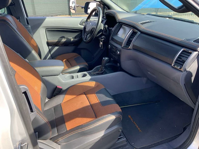 Ford - ranger - 3.2 - 2016 - be combinatie - bolle fiftwheel oplegger - afbeelding 46 van  65