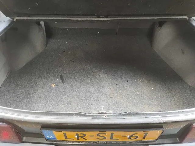 Ford - sierra - 2.8 v6 xr4 inj. - lr-sl-61 - 1983 - afbeelding 6 van  23