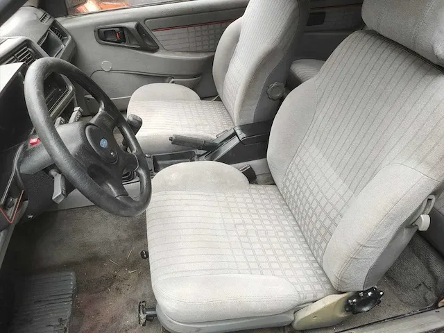 Ford - sierra - 2.8 v6 xr4 inj. - lr-sl-61 - 1983 - afbeelding 9 van  23