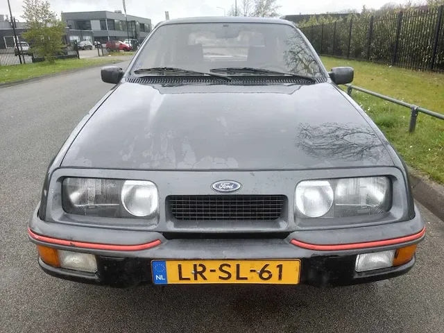 Ford - sierra - 2.8 v6 xr4 inj. - lr-sl-61 - 1983 - afbeelding 12 van  23