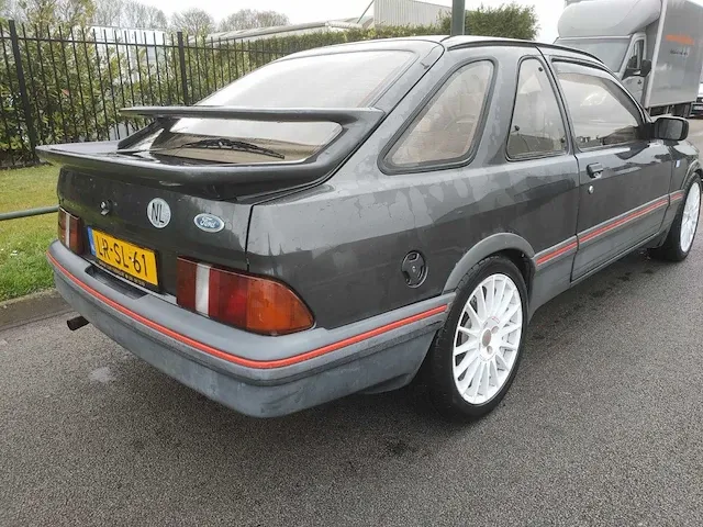 Ford - sierra - 2.8 v6 xr4 inj. - lr-sl-61 - 1983 - afbeelding 18 van  23