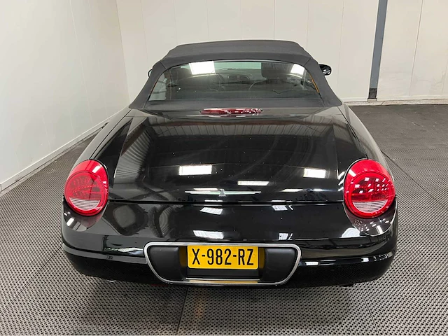 Ford - thunderbird - v8 - cabriolet - personenauto - 2002 - afbeelding 5 van  41