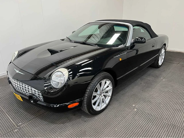 Ford - thunderbird - v8 - cabriolet - personenauto - 2002 - afbeelding 23 van  41