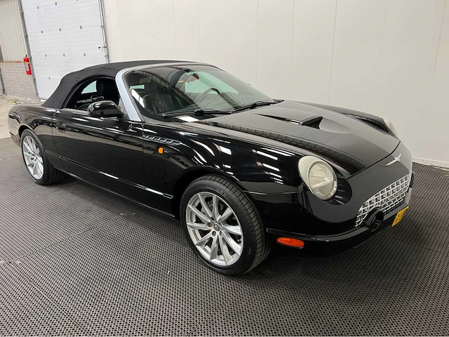 Ford - thunderbird - v8 - cabriolet - personenauto - 2002 - afbeelding 40 van  41