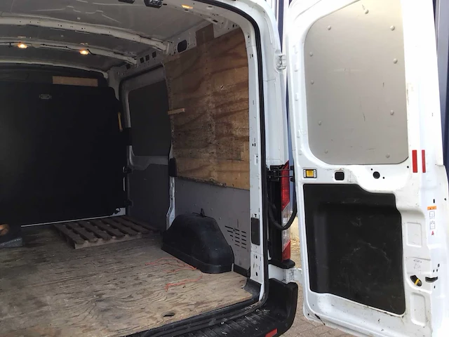 Ford - transit - 290 2.0tdci l2h2 - bedrijfswagen - afbeelding 20 van  22