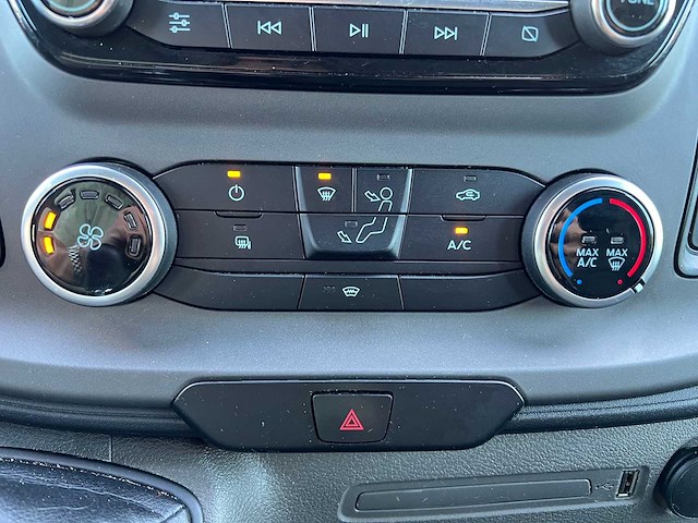 Ford - transit - 330 2.0 tdci l3h2 trend - dhollandia laadklep - navi - cruise ctrl - bedrijfswagen - afbeelding 14 van  16