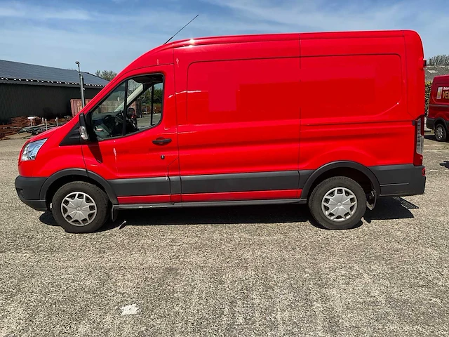Ford - transit - 350 2.0 tdci l2h2 tr - bedrijfswagen - afbeelding 12 van  25
