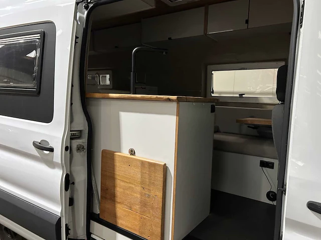 Ford - transit - bus camper - 2019 - afbeelding 10 van  42
