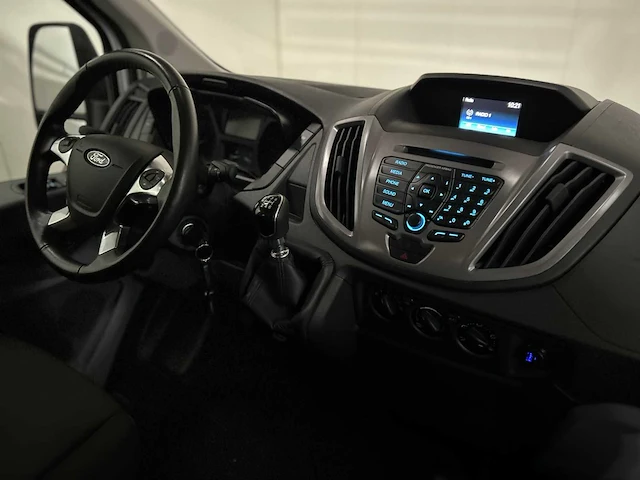 Ford - transit - bus camper - 2019 - afbeelding 22 van  42
