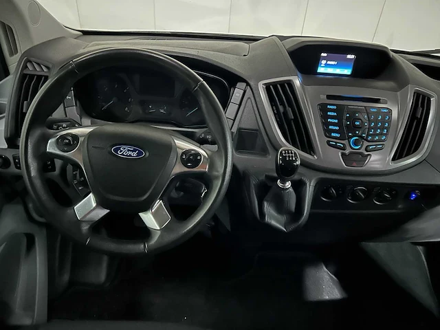 Ford - transit - bus camper - 2019 - afbeelding 24 van  42