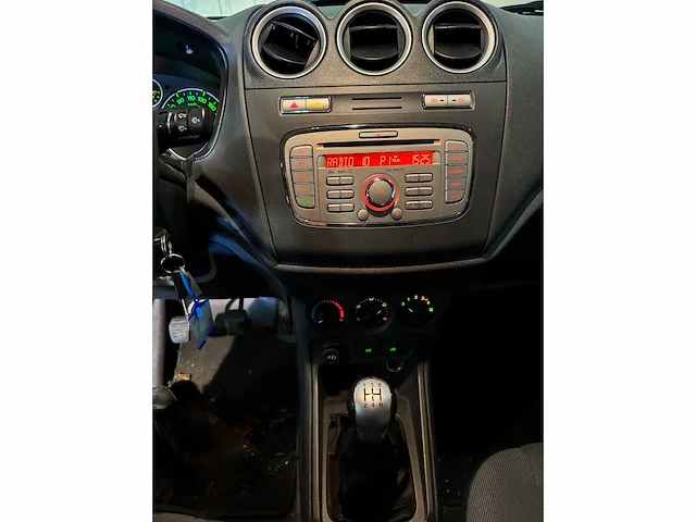 Ford - transit connect t220s 1.8 tdci trend bouwjaar: 2012 - 8-vvf-57 - afbeelding 6 van  19