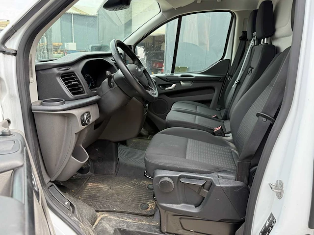 Ford - transit custom - 300 2.0 tdci l2h1 tr - bedrijfswagen - afbeelding 9 van  22