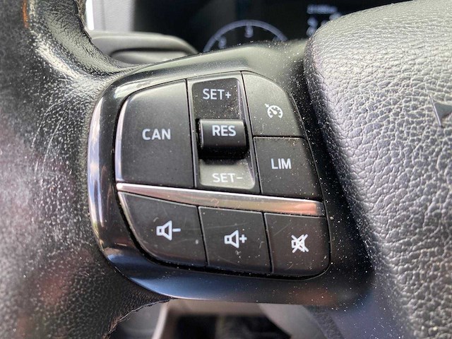 Ford - transit custom - 320 2.0 tdci l2h1 sp - vfg-82-f - afbeelding 33 van  42