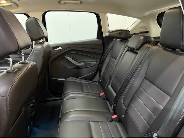 Ford- c-max - 2.0 energi phev titanium plus - personenauto - 2015 - afbeelding 11 van  38