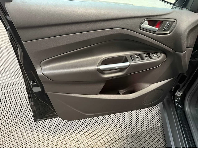 Ford- c-max - 2.0 energi phev titanium plus - personenauto - 2015 - afbeelding 16 van  38