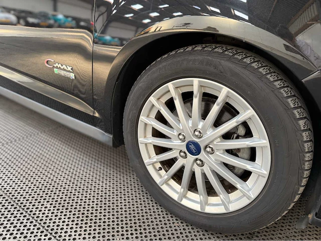 Ford- c-max - 2.0 energi phev titanium plus - personenauto - 2015 - afbeelding 25 van  38