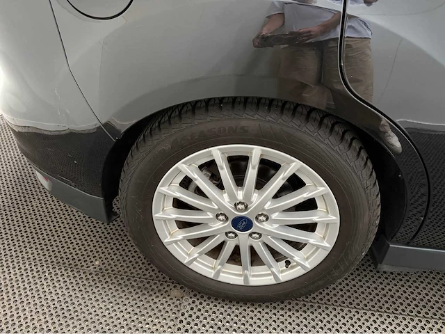 Ford- c-max - 2.0 energi phev titanium plus - personenauto - 2015 - afbeelding 27 van  38